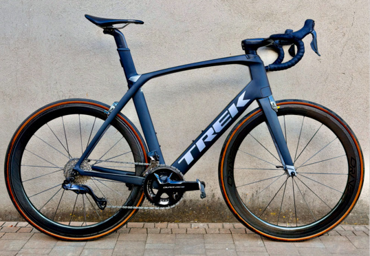 Trek Madone Carbon Road Bike with Dura Ace Di2 for rent in Krakow. Rent a Trek Madone (Dura Ace Di2)