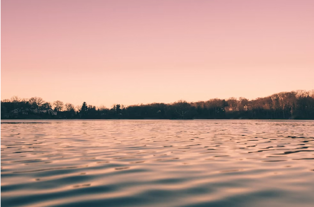 Beach Vibes at Kuter Port Nieznanowice Turquoise water at Kuter Port summer destination.